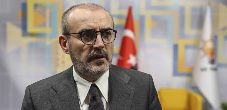 AKP’den sosyal medya açıklaması: Bizi ısrarla ikinci hatta itiyorlar!