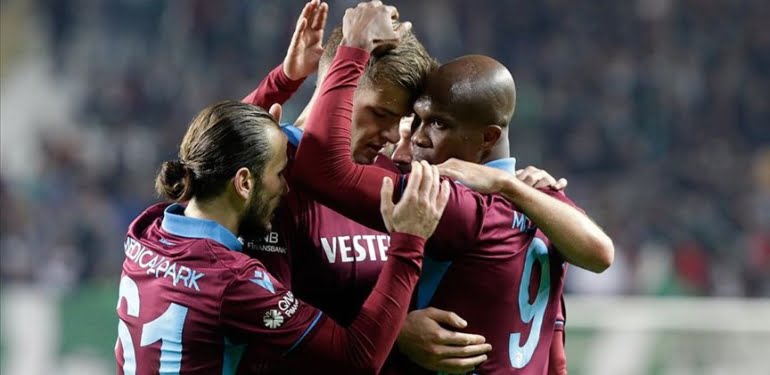 Trabzonspor 1 attı 3 aldı