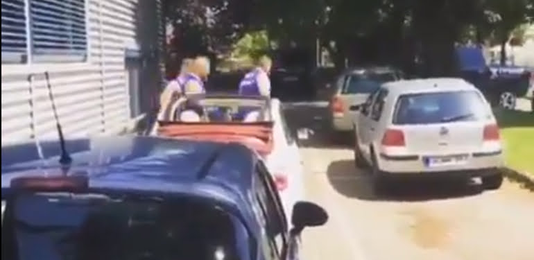 Yol üstünde park etmiş araçlara yapılması gereken!