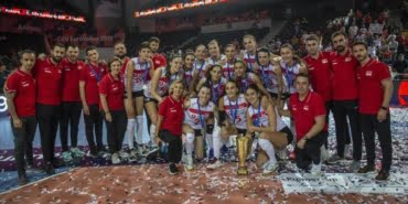turk-voleybolunun-yildizi-parliyor