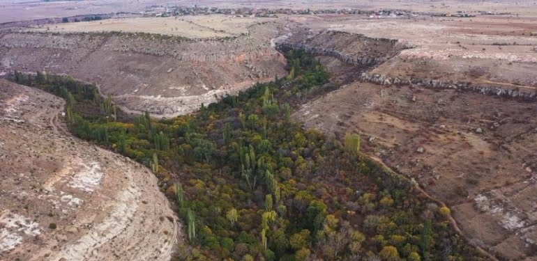 UNESCO listesine giren Koramaz Vadisi, tarihi ve doğal yapısıyla büyülüyor