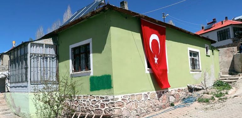 vefa-destel-van-sehit-evi