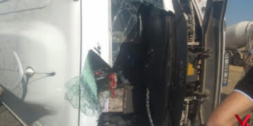 yolcu_tasiyan_midibus_devrildi_29_yarali_1570881596_6837