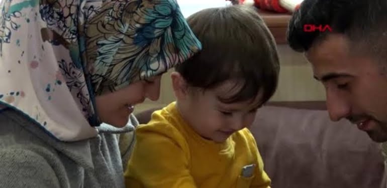Zatürre denilen küçük çocuğun akciğerinden badem çıktı