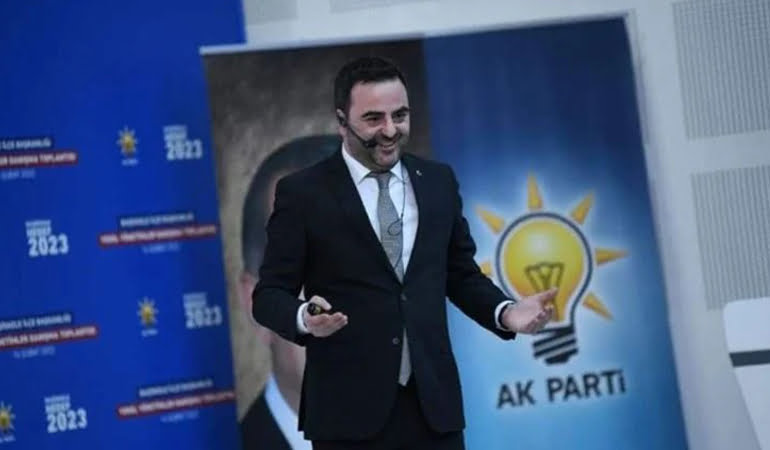 AKP’li Özlü: CHP’liler, Erdoğan gibi liderleri olsa Atatürk’ün heykellerini yıkarlar
