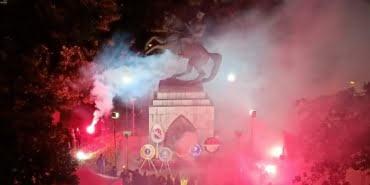 ataturk-anitina-halat-baglayan-2-supheliye-gozalti-4-_8748_dhaphoto2