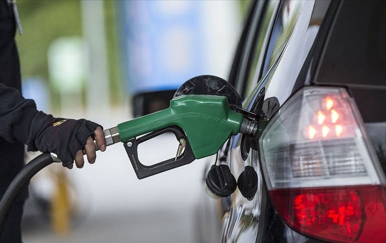 Benzin ve motorine büyük zam yolda