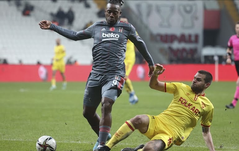 Beşiktaş penaltılarla turladı