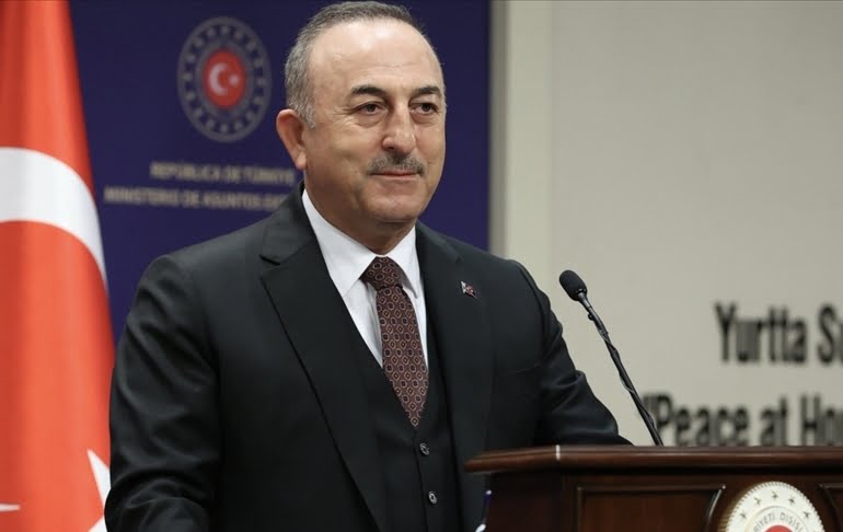 Ukrayna’nın ‘boğazlar’ talebine Çavuşoğlu’ndan yanıt