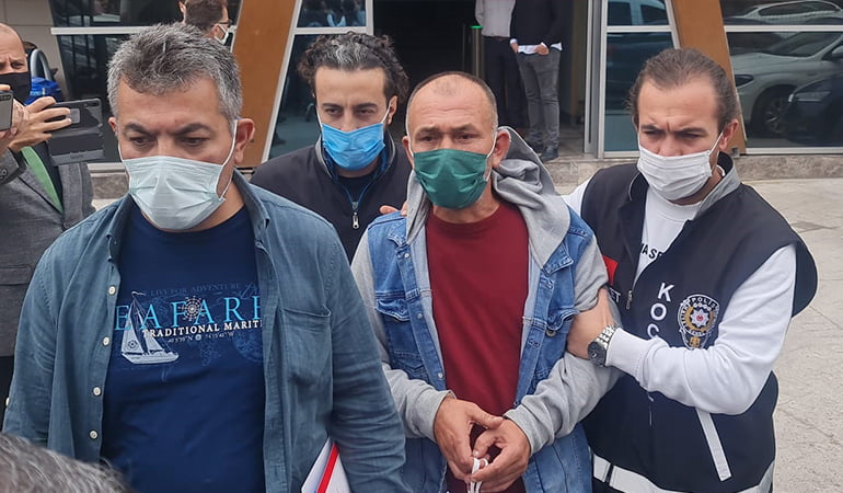Olay yerinde 25 farklı parmak izi vardı… Cinayet denklemi 17 yıl sonra çözüldü
