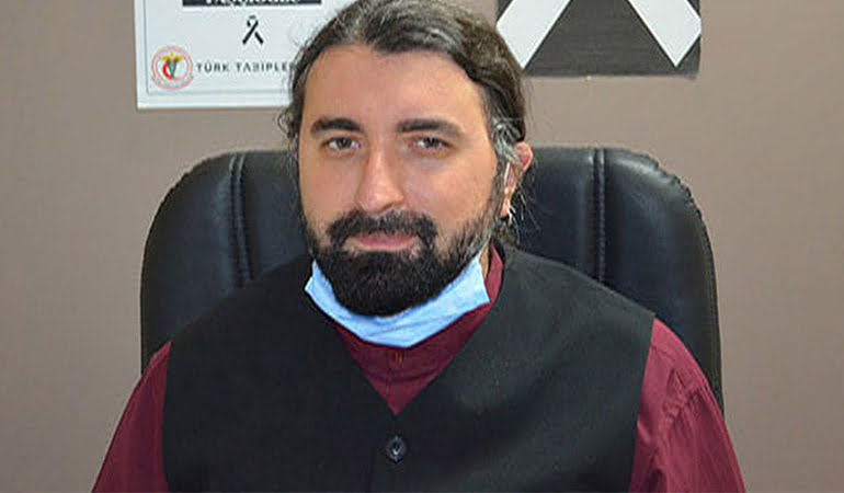 Doktora bıçaklı saldırı girişimi