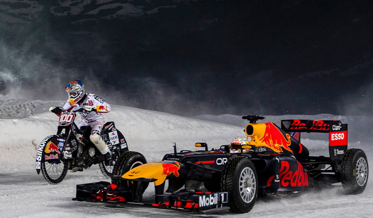 Formula 1’in son dünya şampiyonu Verstappen buz pistinde