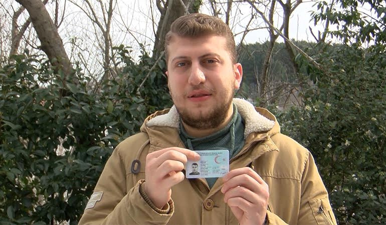 Dizilerden etkilendi, adını ‘Kıvanç Özçivit’ olarak değiştirdi