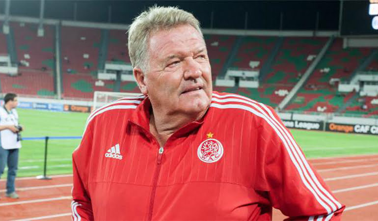 Beşiktaş’ın eski teknik direktörü yoğun bakıma alındı