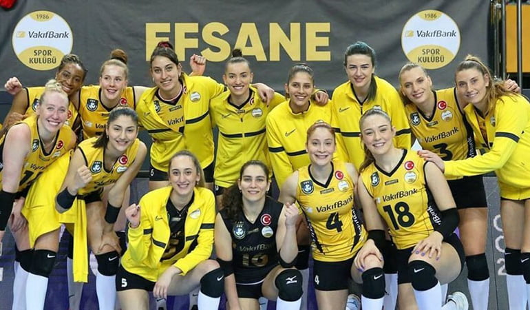 VakıfBank namağlup çeyrek finalde
