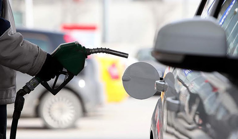 Benzin ve motorine indirim geliyor