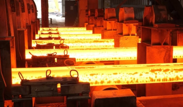 Lech çelik fabrikası üretimi durdurdu