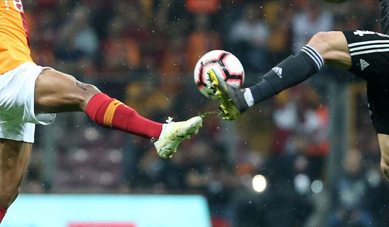 Galatasaray’dan Beşiktaş derbisi için TFF’ye erteleme talebi
