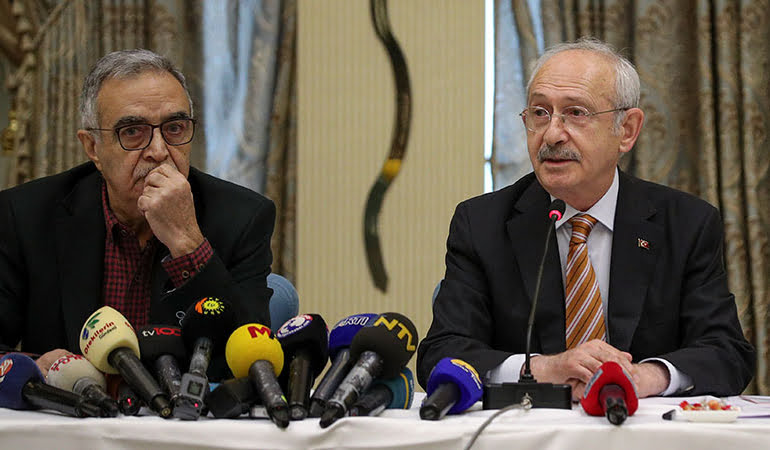 Kemal Kılıçdaroğlu’nun yanında Türk ordusunun terör operasyonlarına skandal benzetme