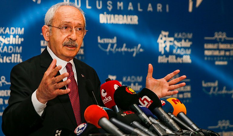 Kılıçdaroğlu’ndan Diyarbakır’da ‘çözüm’ mesajları: Kimlikler bizim şerefimizdir