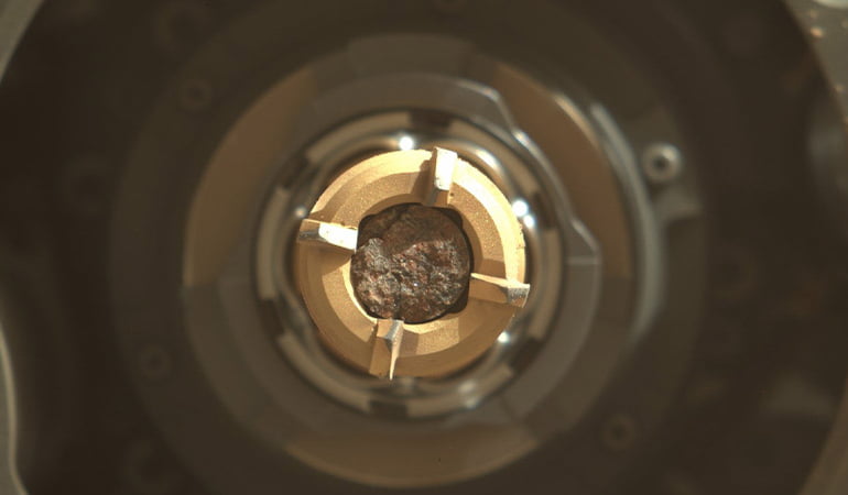 NASA Perseverance Mars’tan 8’inci kaya örneğini topladı