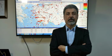 prof.-dr.-sozbilir-izmirde1_dhaphoto2