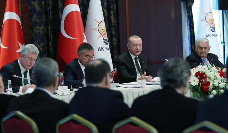 Erdoğan ‘Bürokrata söz geçiremiyorsan kafasında sandalye kır’ dedi mi?