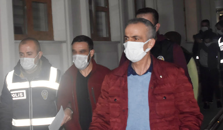 Duvarı delip kuyumcu soymuştu… 4 kilo altının yeri bulundu