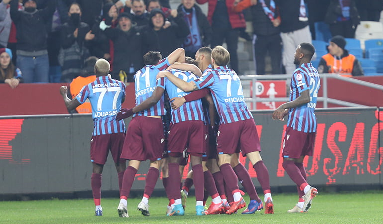 Trabzonspor, Türkiye Kupası’nda yarı finalde!