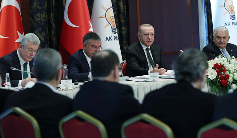 Erdoğan’ın o toplantılarının perde arkasından ‘serseri mayınlar’ çıktı