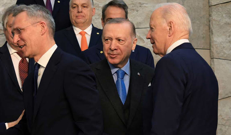 ABD’nin ‘ikincil yaptırım’ tehdidi Türkiye’yi de hedef yapar mı?