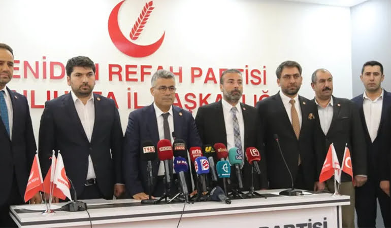 Yeniden Refah Partisi İl Yönetimi istifa etti