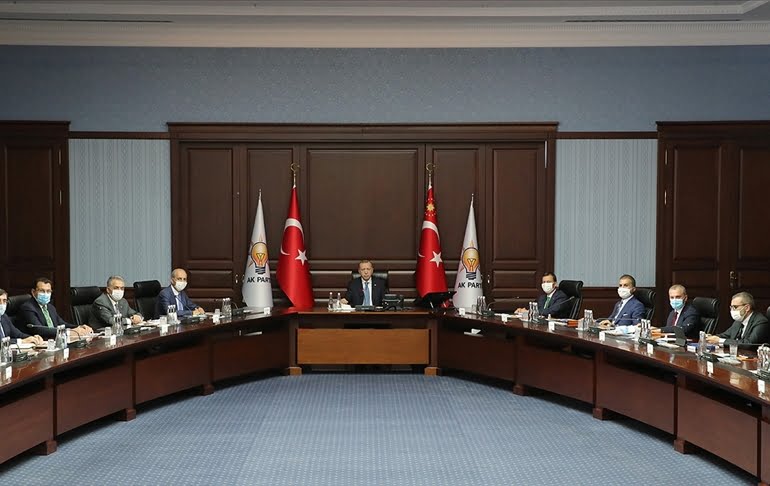 Yüzde 68 ‘AKP yönetemiyor’ diyor