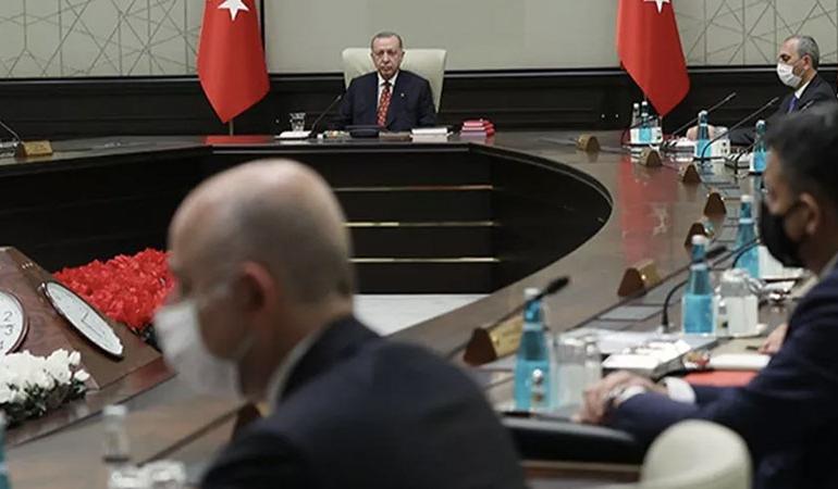 AKP içinden bakanlara tepki büyüyor: Yeniden teknokratlar hakim!