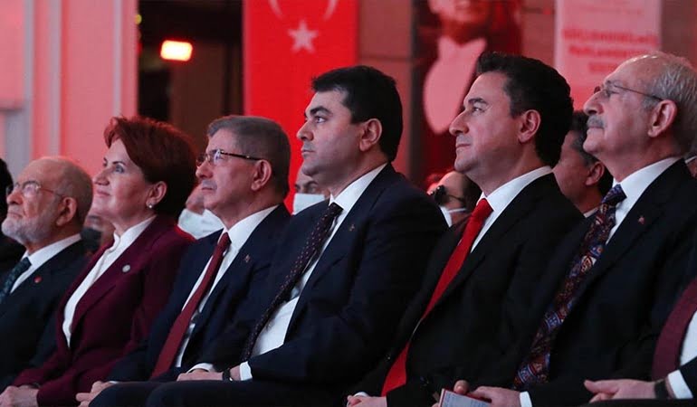 Soylu ‘hangi büyükelçi düzeltti’ demişti… Yeni Şafak yazarı isim verdi