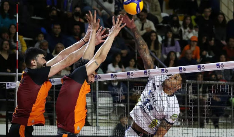 Arkas Spor, Galatasaray’ı yenerek şampiyon oldu