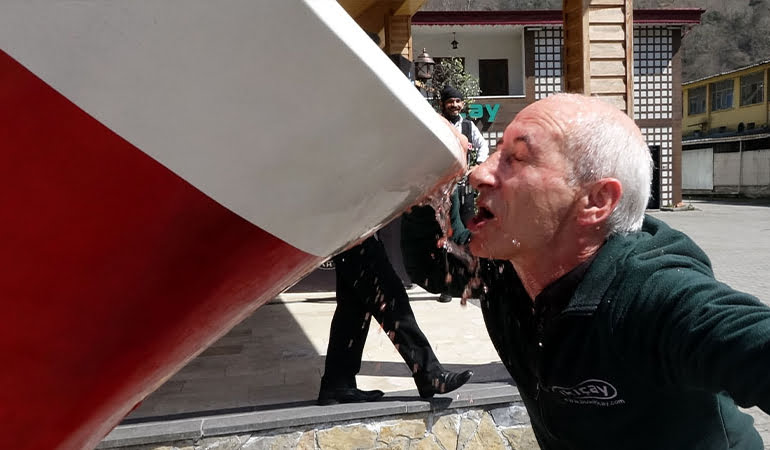 Sıra dışı çaycı ‘fenomen’ oldu