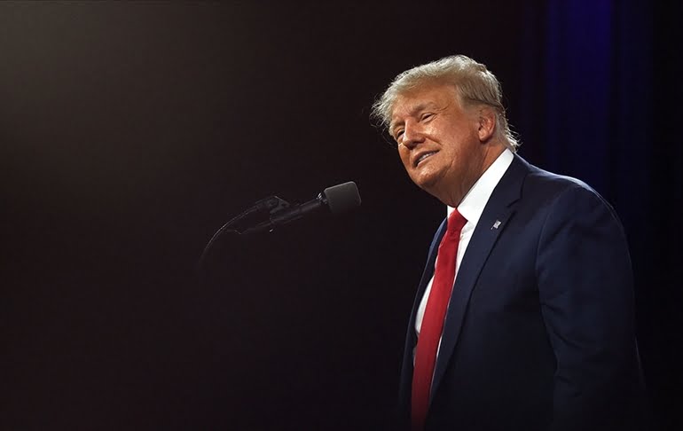 Trump’a yargılandığı davada mahkemeye itaatsizlikten ceza verildi