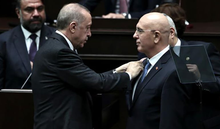 İyi Parti’den AKP’ye geçen İsmail Ok, 5 ay önceki tweet’ini sildi