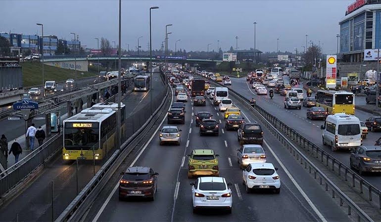 İstanbul’da zamlı tarife başladı… İşte yeni fiyat listesi
