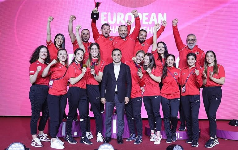 Kadın Güreş Milli Takımı, Avrupa şampiyonu oldu