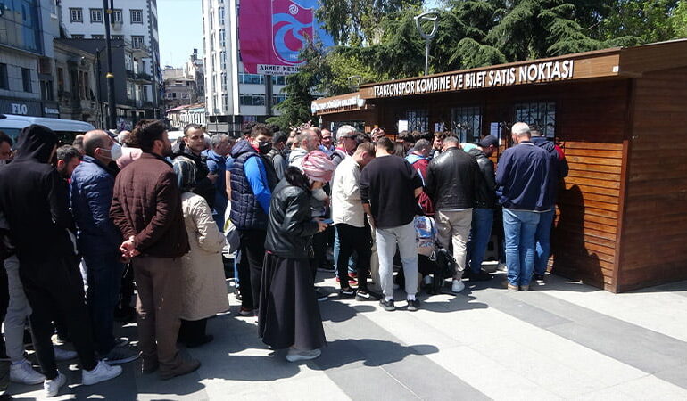 Şampiyonluk maçı biletleri karaborsada 30 bin lira