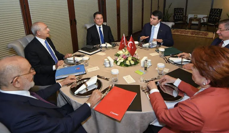 Babacan’ın çıkışını soğuk karşılayan lider… Altılı masada neler yaşandı?