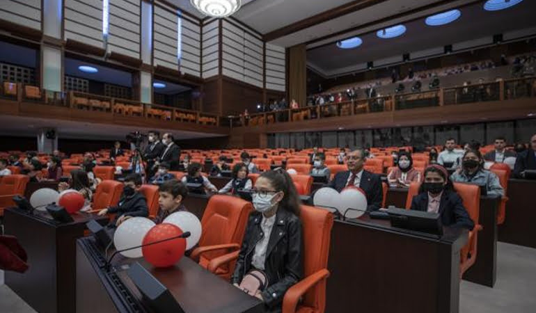 23 Nisan’ın muhalif çocuğu