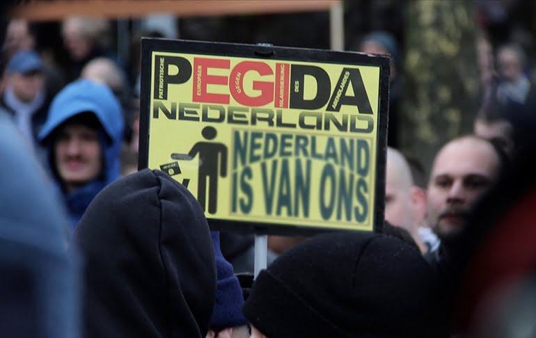 Hollanda’da aşırı sağcılar, camilerin önünde domuz pişirecek