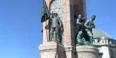 taksim-aniti