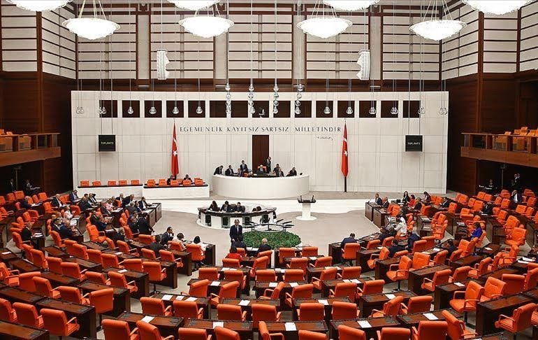 HDP’li vekilin firarı Meclis’teki skandalı ortaya çıkardı… AKP’de ‘yoklama’ krizi