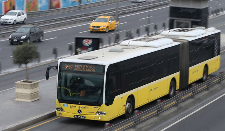 Bayramda toplu taşıma ve otoyollar ücretsiz