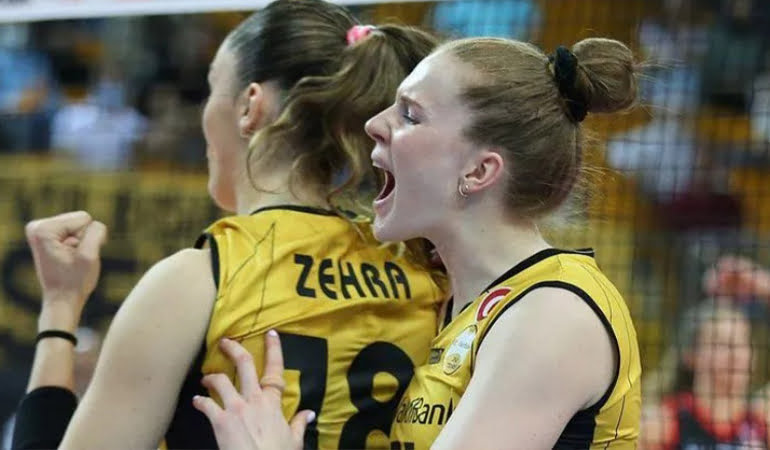 VakıfBank finalde