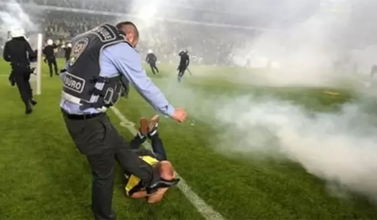 Fenerbahçe’den gece yarısı 12 Mayıs 2012 paylaşımı!